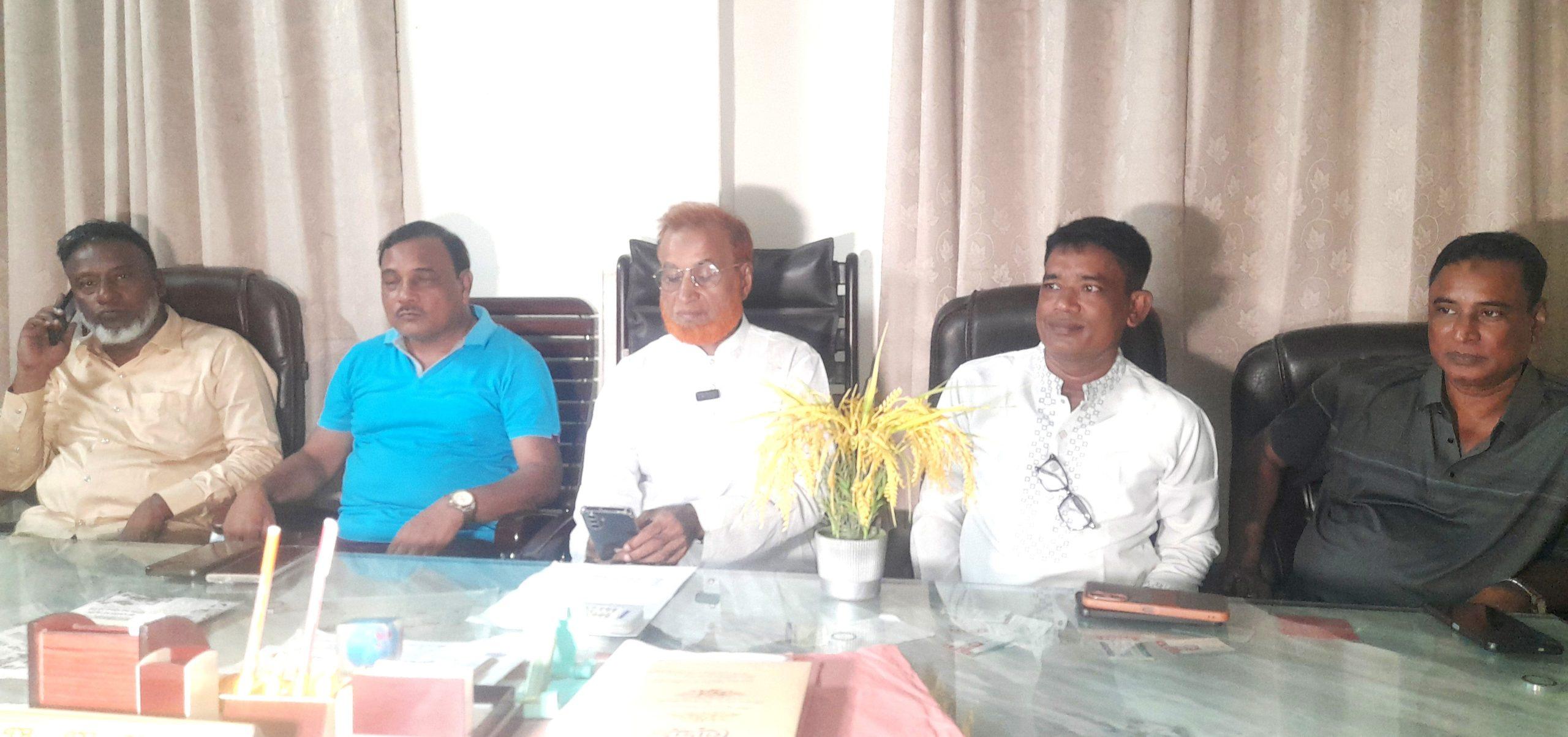 জাতীয়তাবাদী নৌযান শ্রমিক-কর্মচারী দলের সংবাদ সম্মেলন// নৌযান শ্রমিক-কর্মচারীদের চাকরীতে কোন ধরনের আঘাত আসলে কঠোর জবাব দেয়ার আশ্বাস